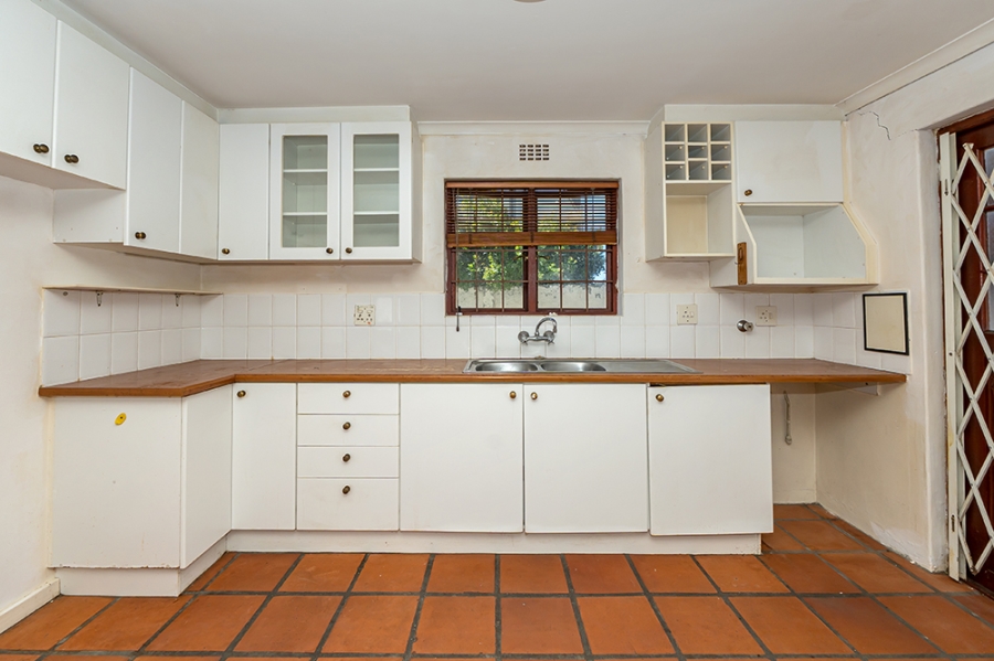 2 Bedroom Property for Sale in Kirstenhof Western Cape